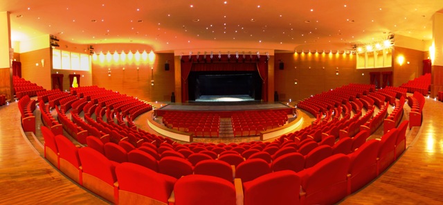 Teatro Mandanici di Barcellona Pozzo di Gotto