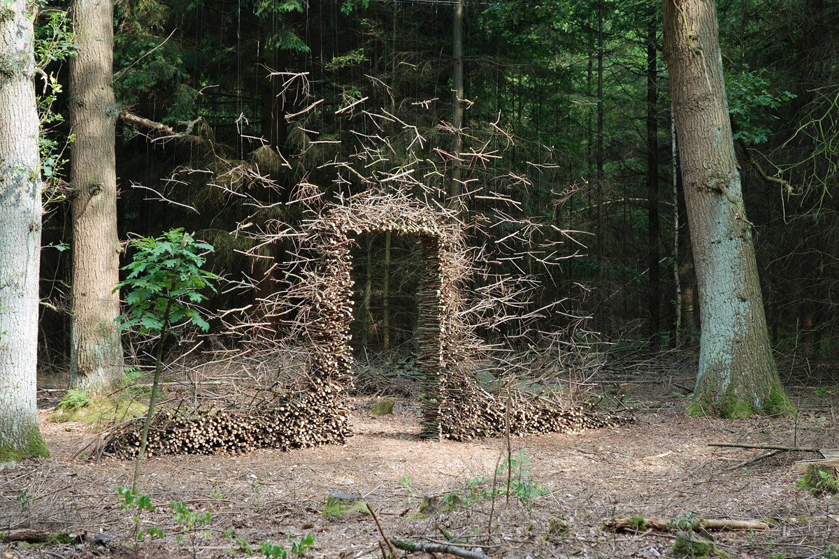 Una installazione di Cornelia Konrads in Germania