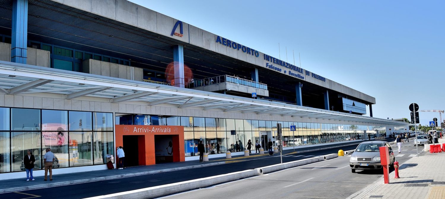Tra mascherine, sanificazioni e percorsi obbligatori l’aereoporto Falcone e Borsellino di Palermo è pronto a ripartire