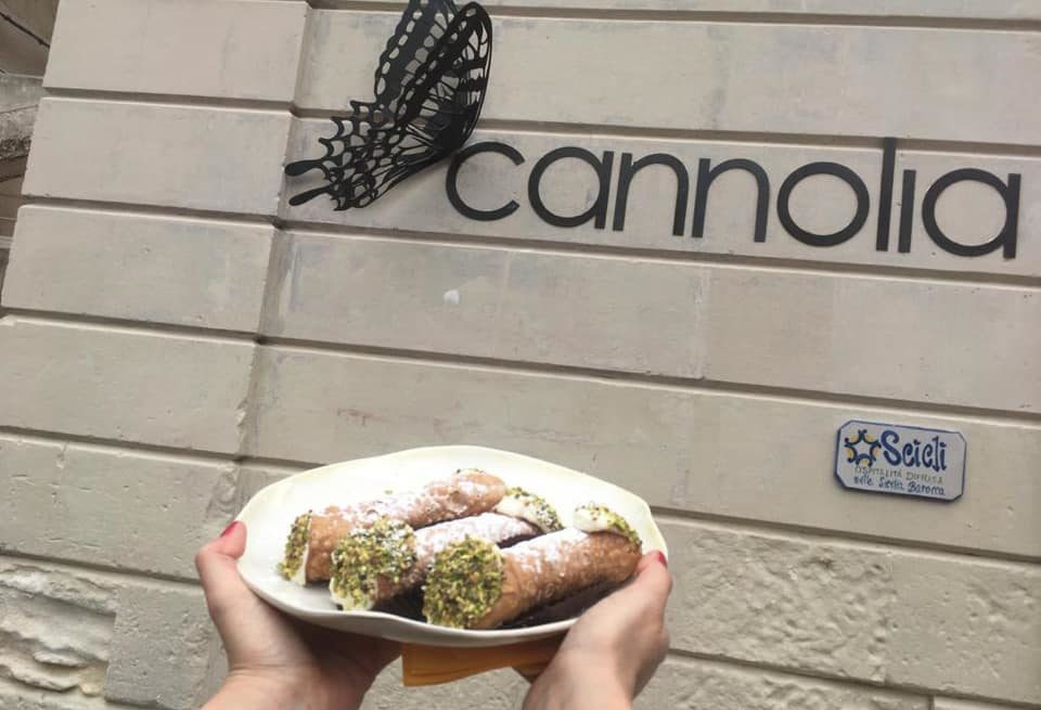 A Scicli è nato Cannolia, il dolce mondo del cannolo à la carte