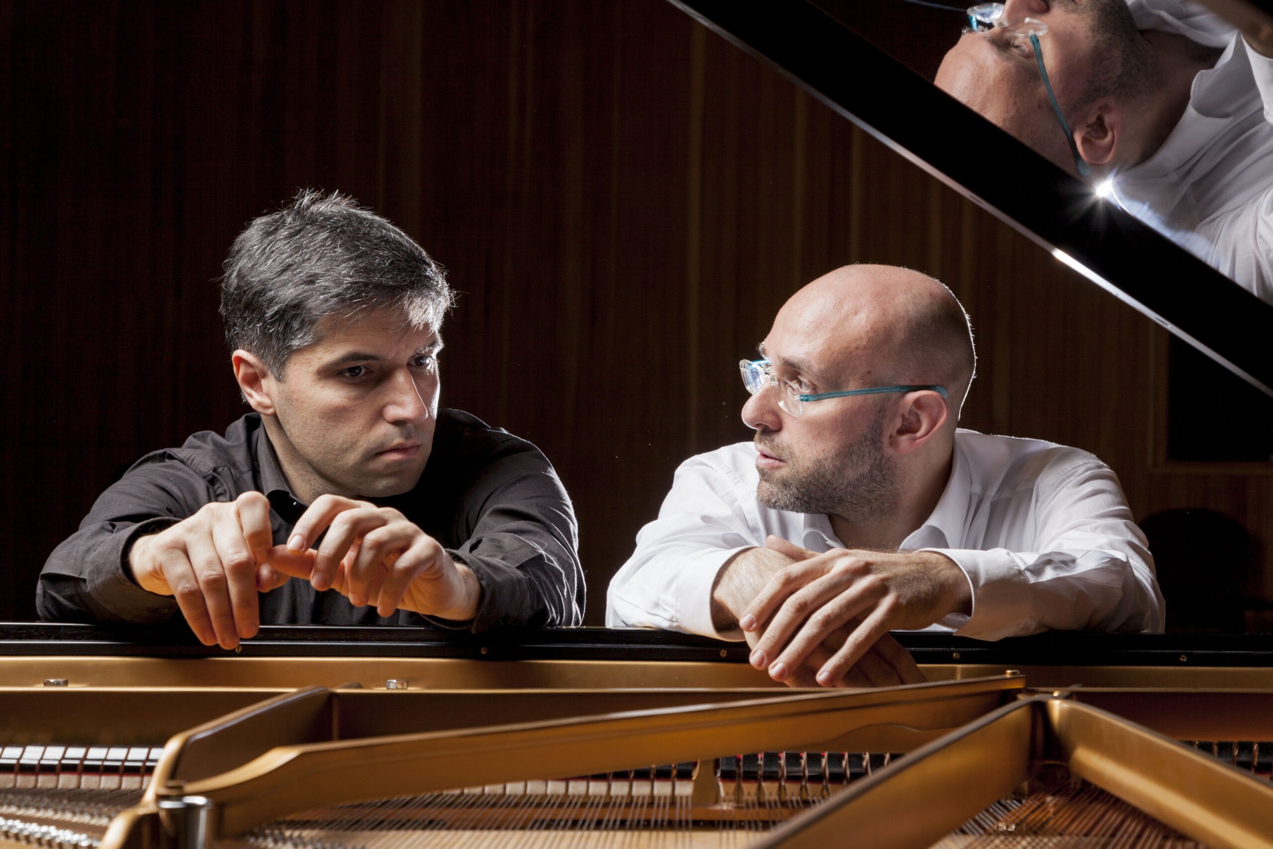 A Catania “Piano Four Hands” di Schiavo e Marchegiani, un pianoforte per quattro mani